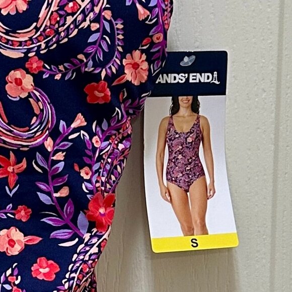 Lands' End Women's One Piece Swimsuit Size S Purple Floral UPF 50+ Feminine NEW - Picture 4 of 12